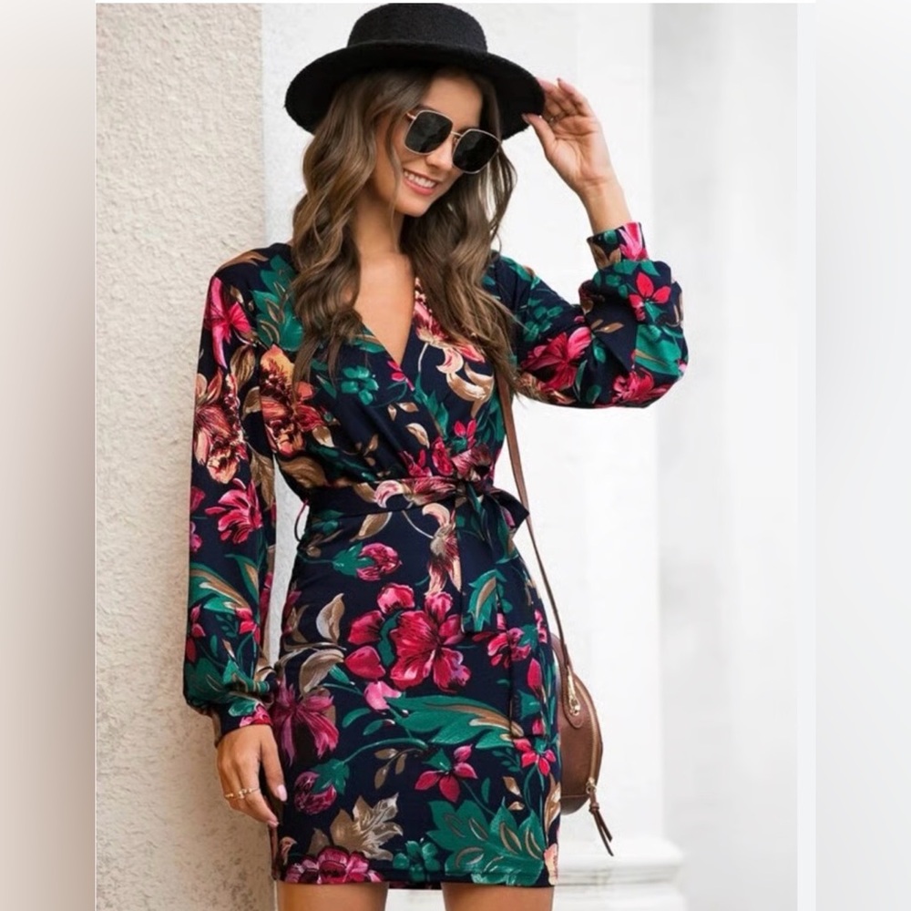 ✨ Floral Long Sleeve Dress ✨